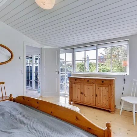 Vivina - 250m From The Sea By Interhome Feriehus